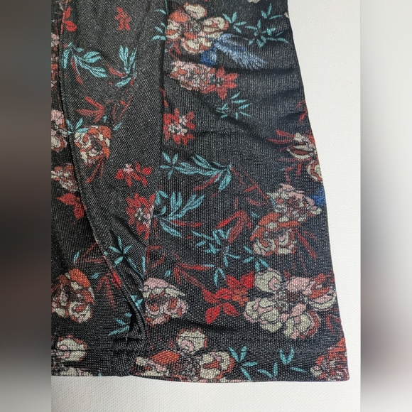 Free People EUC Womens Size Xs 3/4 Sleeve Floral Black Red Blouse Shirt Top Boho - Picture 10 of 14